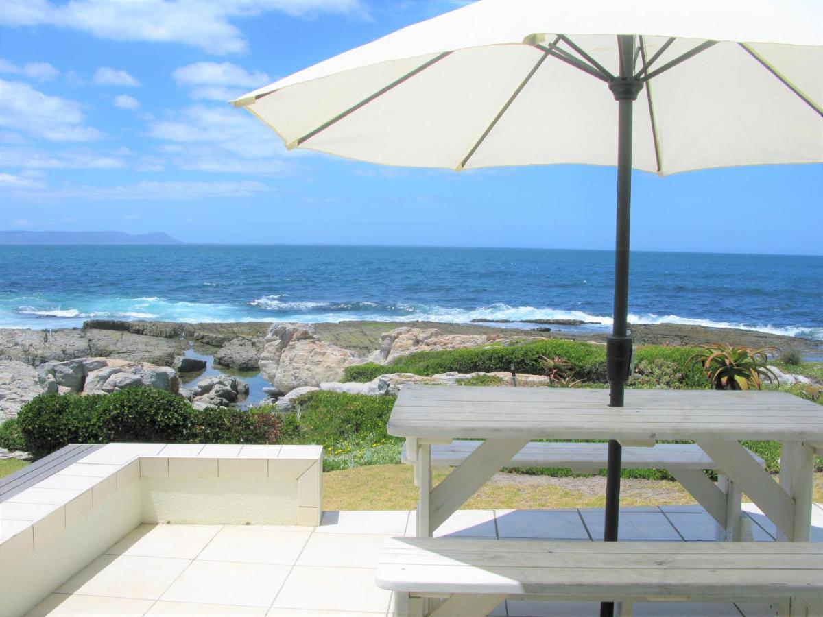 Beachfront House - Hermanus Whale View Villa Kültér fotó